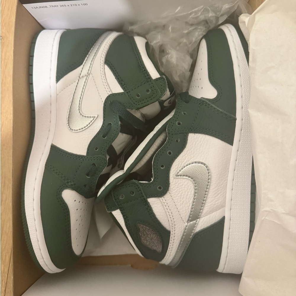 Jordan 1 Retro High OG, Gorge Green